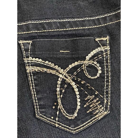 Maurices Low Rise Capri Crop Jeans Stretch Rhinestones Sequins Women’s Sz Small - Picture 8 of 9
